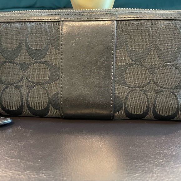 Coach Zipper Wallet - Picture 5 of 11